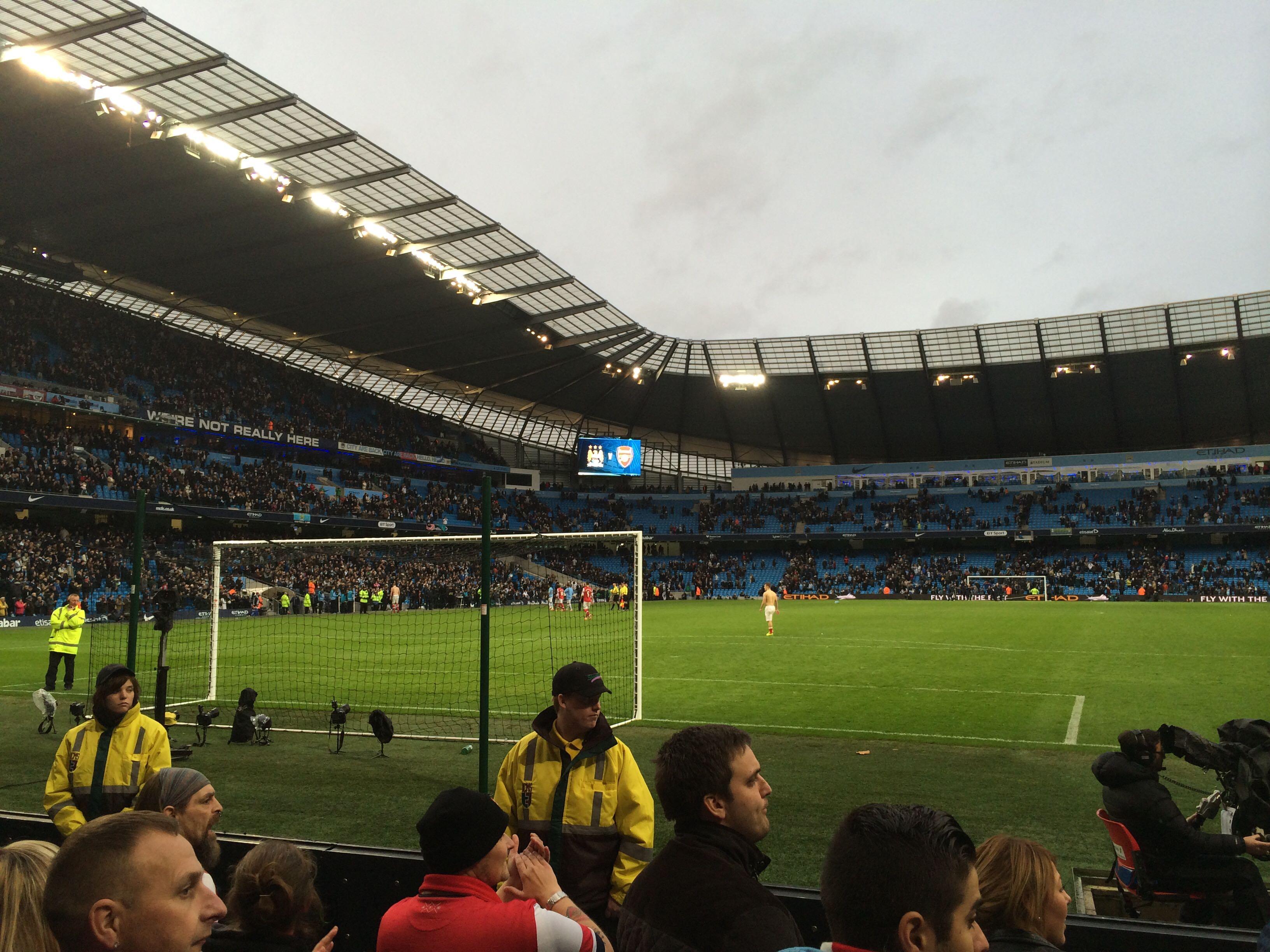 了梅里尔出 了梅里尔出