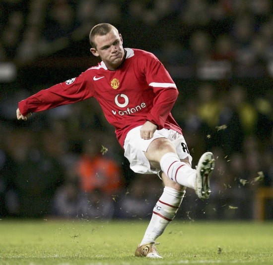 他一直以犀 他一直以犀